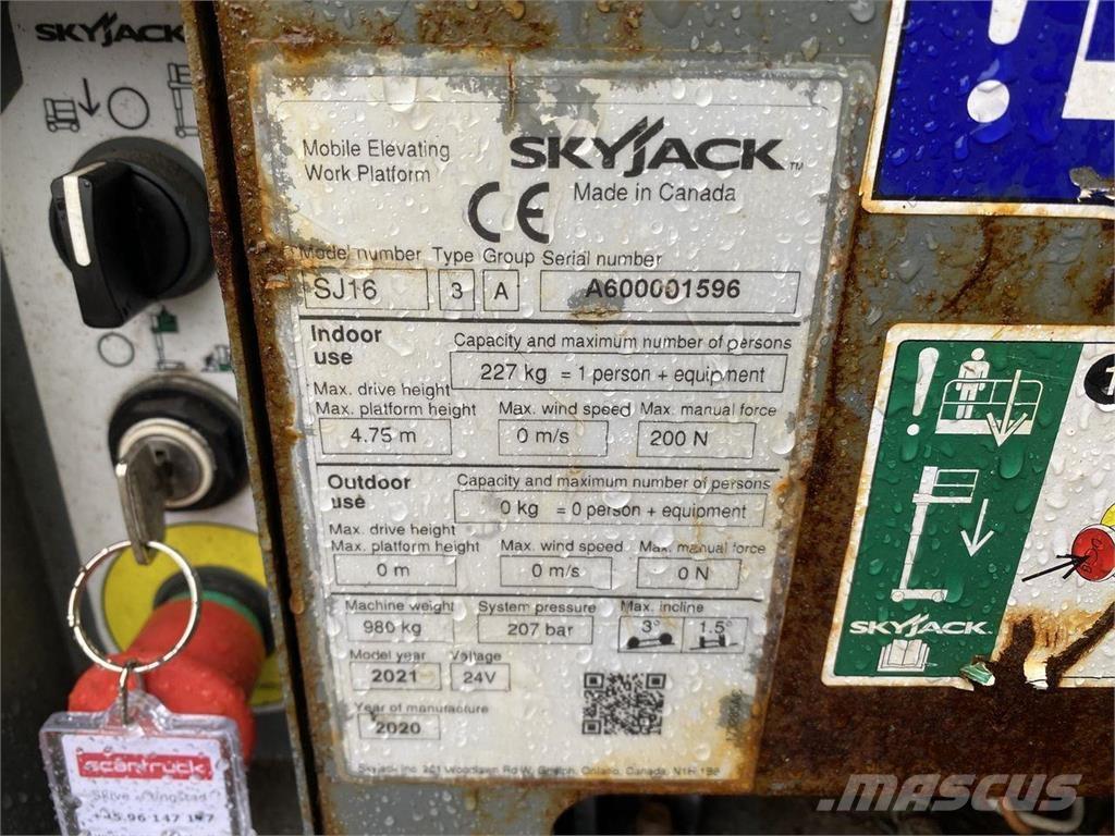 SkyJack SJ16 客货电梯