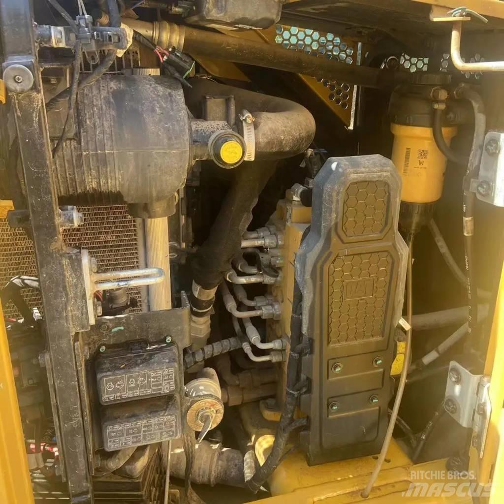 CAT 306E2 履带挖掘机