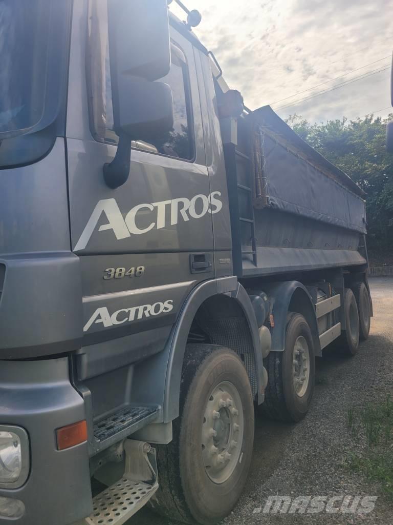 Mercedes-Benz 3848 翻斗车\公路型自卸车