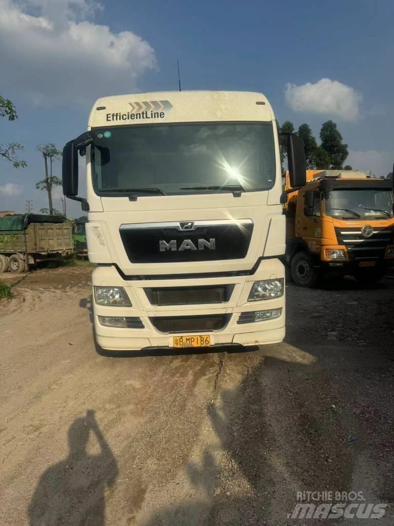 Sitrak SINOTRUCK 4x2 牵引车