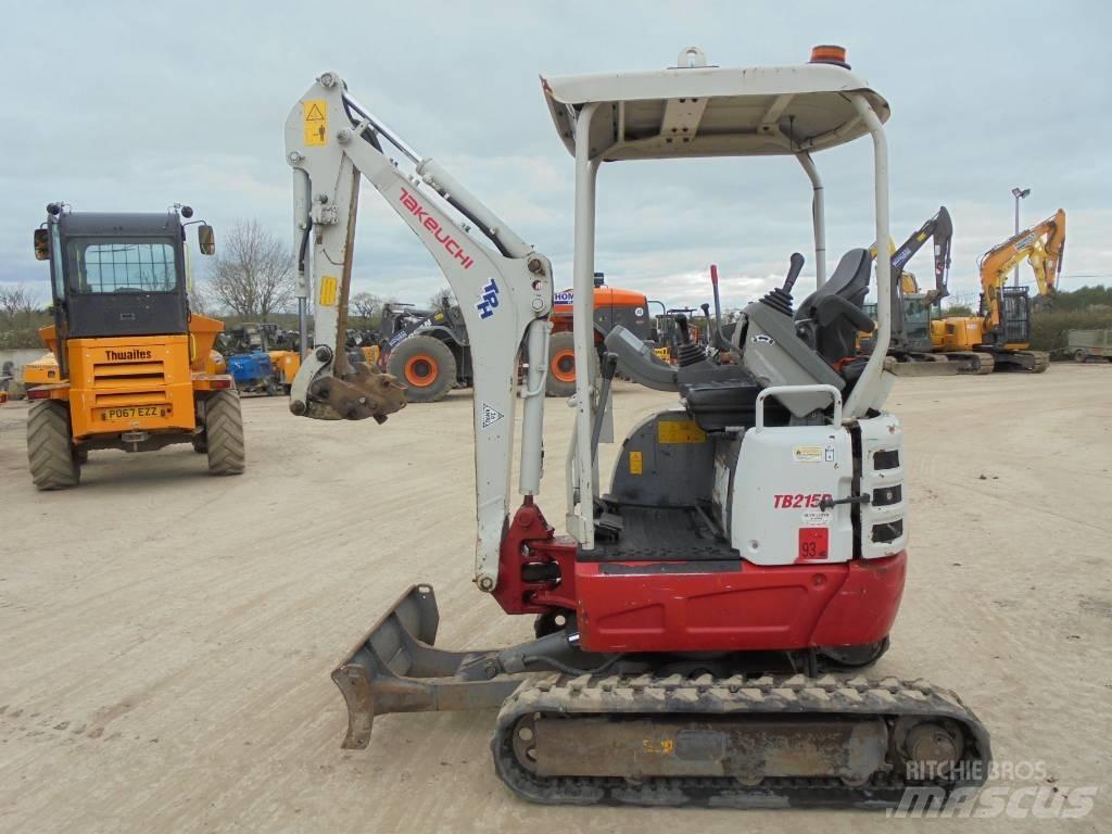 Takeuchi TB215R 小型挖掘机