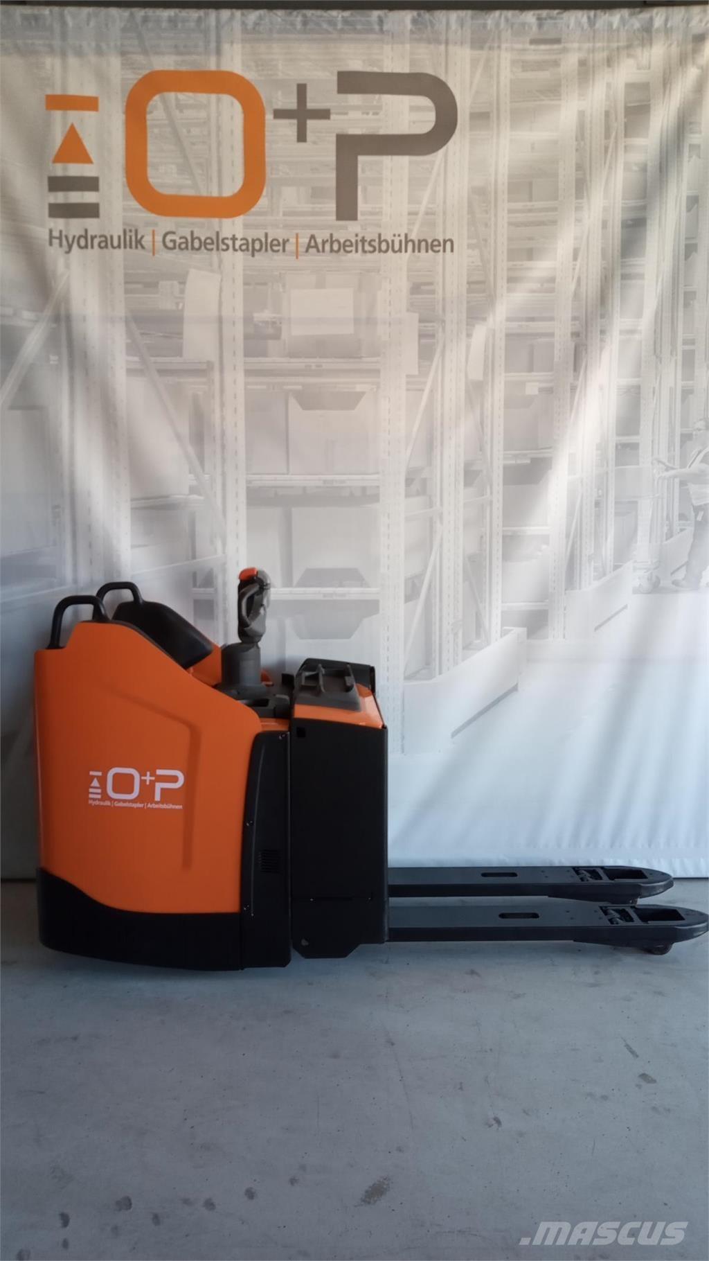 Toyota LPE 200 手推堆垛车