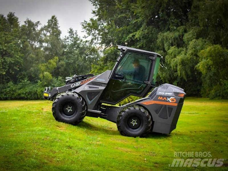 Cast Loader MAXO 57D 小型装载机