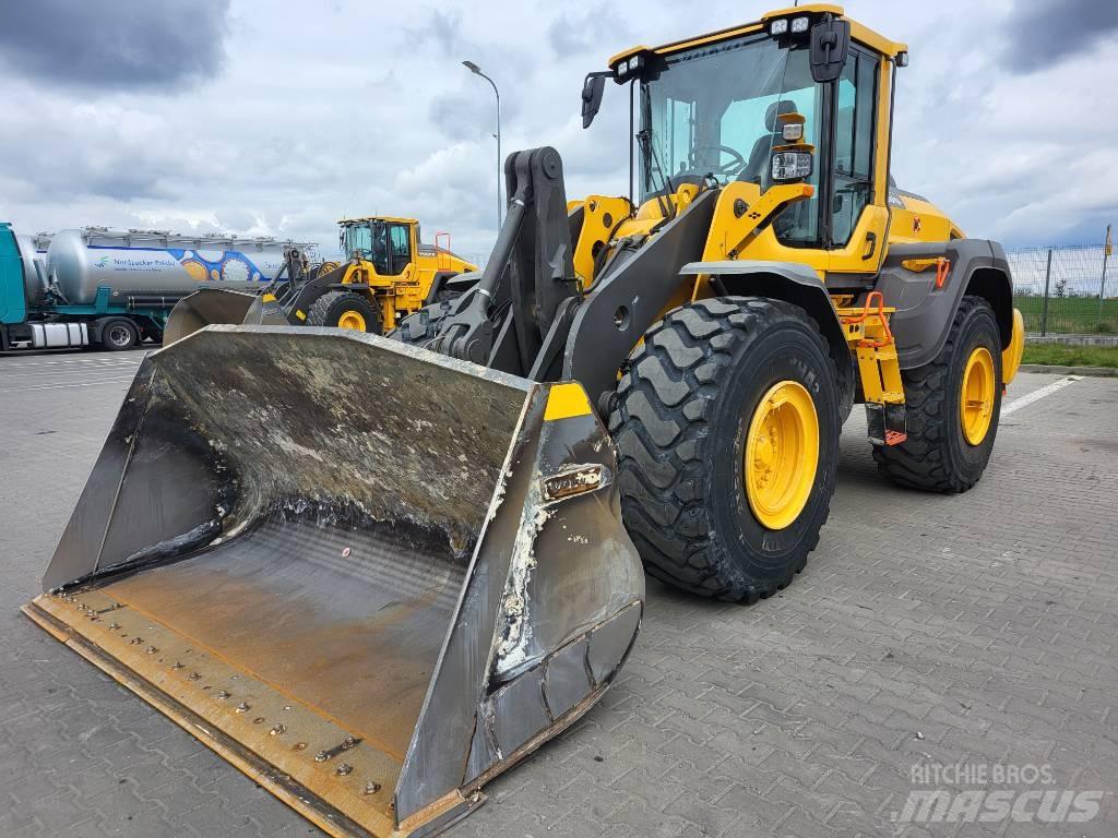 Volvo L110H 轮式装载机