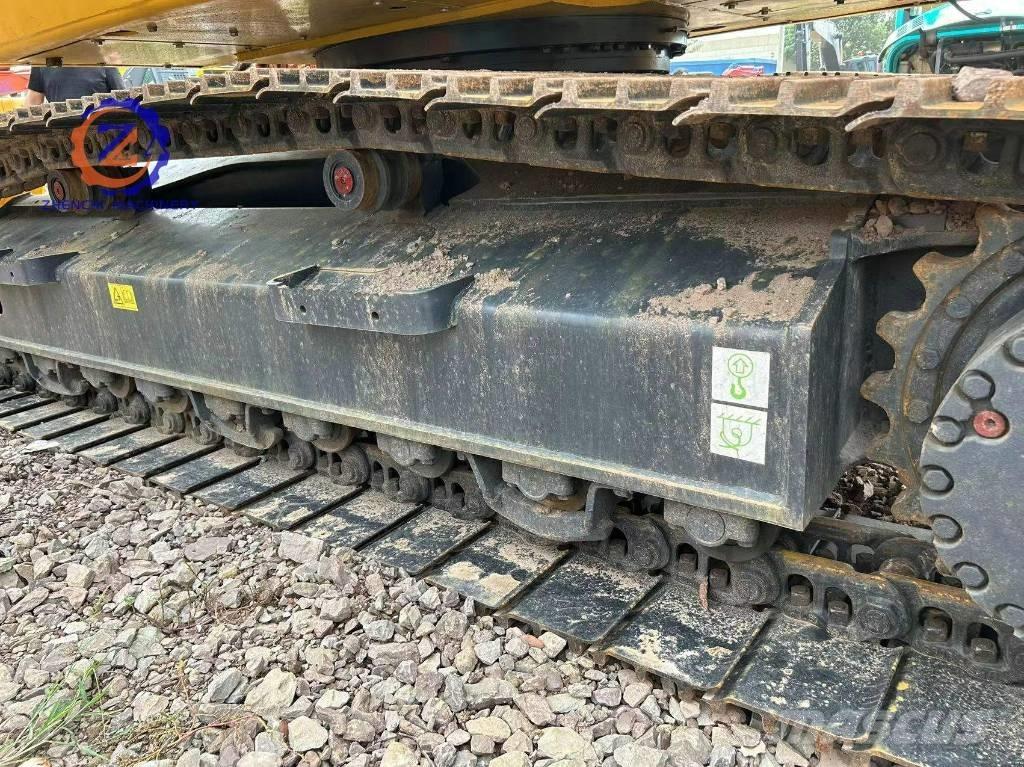 Komatsu PC 240-8 履带挖掘机