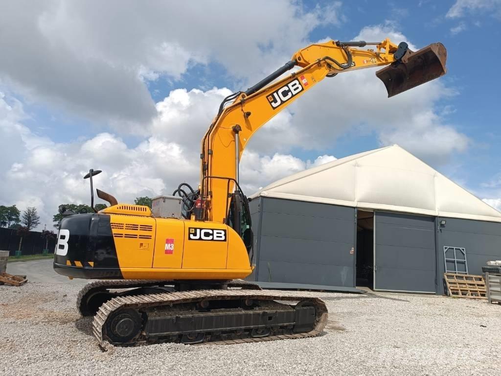 JCB JS 220 LC 履带挖掘机
