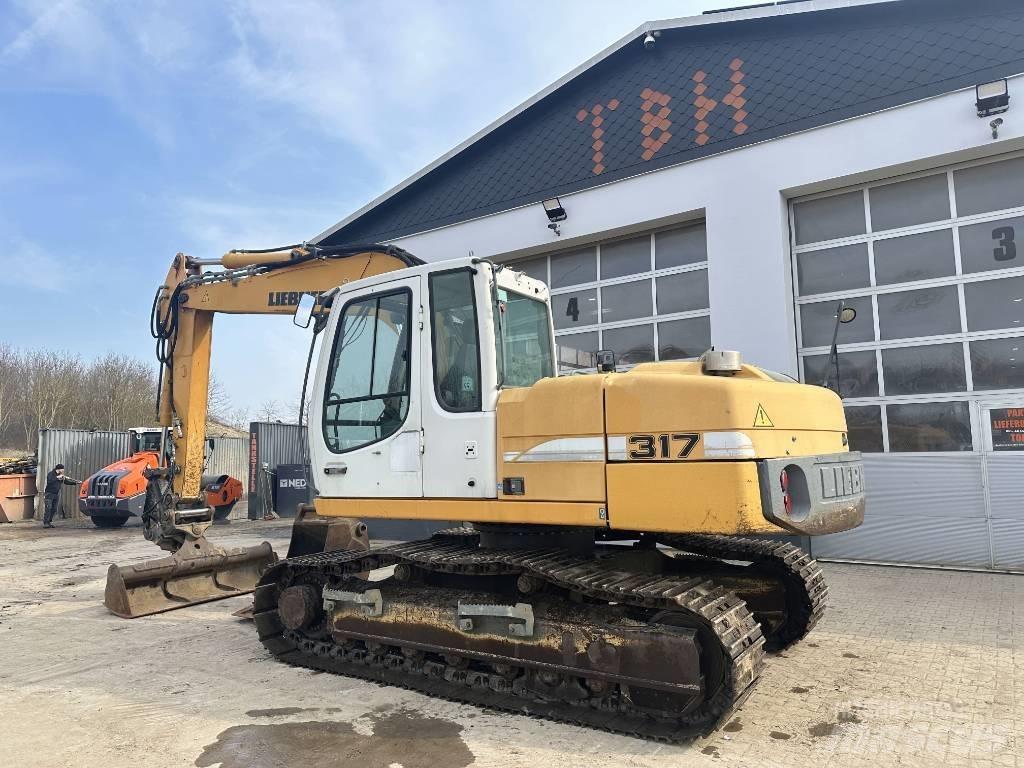 Liebherr R 317 履带挖掘机