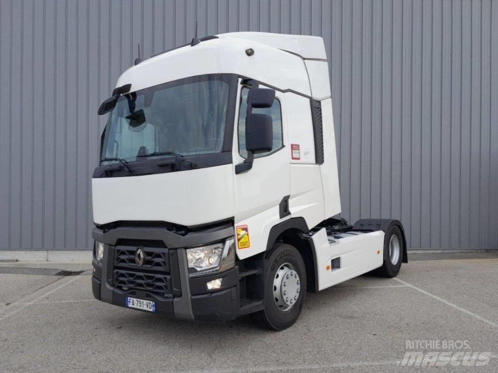 Renault T460 牵引车