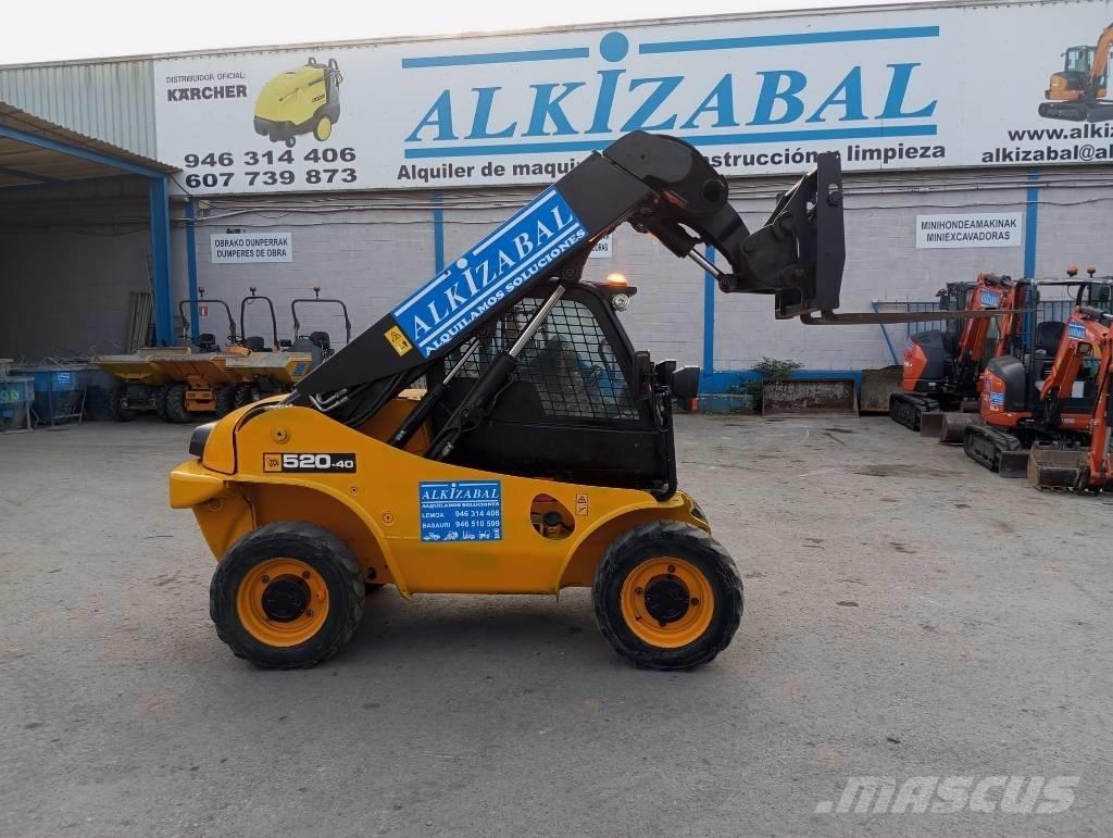 JCB 520-40 伸缩臂叉装车|叉装车