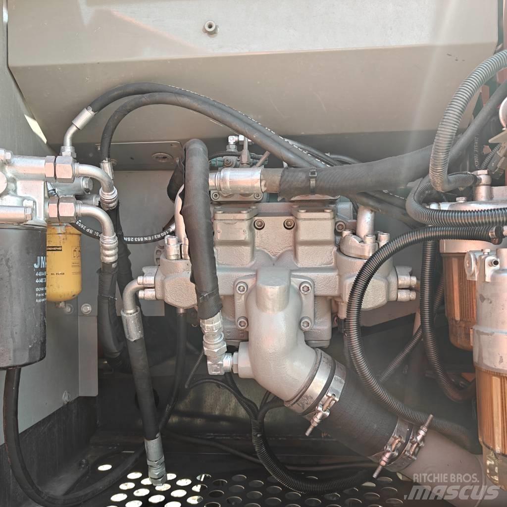 Hitachi 200-3 履带挖掘机