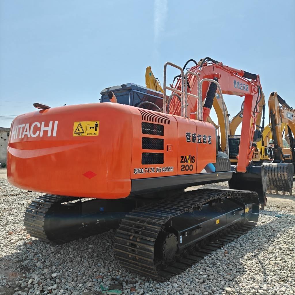 Hitachi 200-3 履带挖掘机