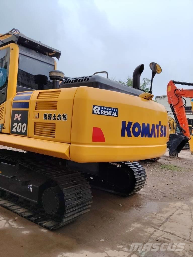 Komatsu PC 200-8 履带挖掘机