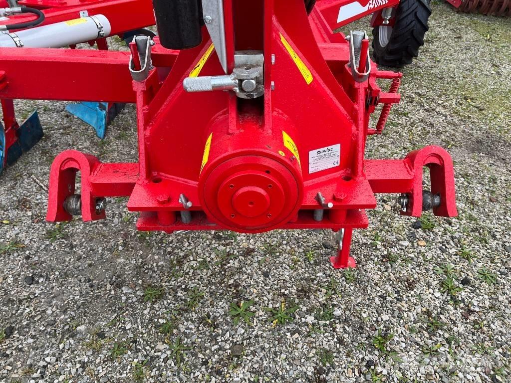 Ovlac Mini NH 7+2 双向犁