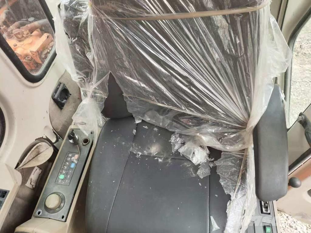 Doosan DH 210 W-7 轮式挖掘机