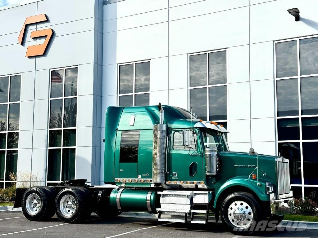 Western Star 4900 牵引车