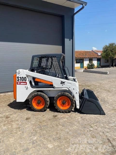 Bobcat S 100 滑移装载机