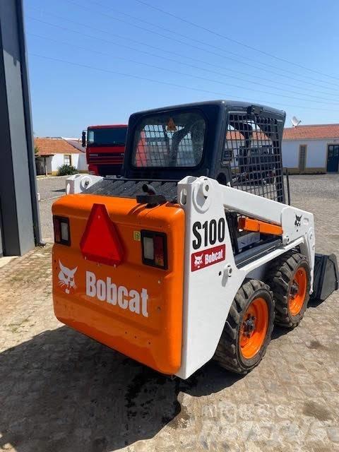 Bobcat S 100 滑移装载机
