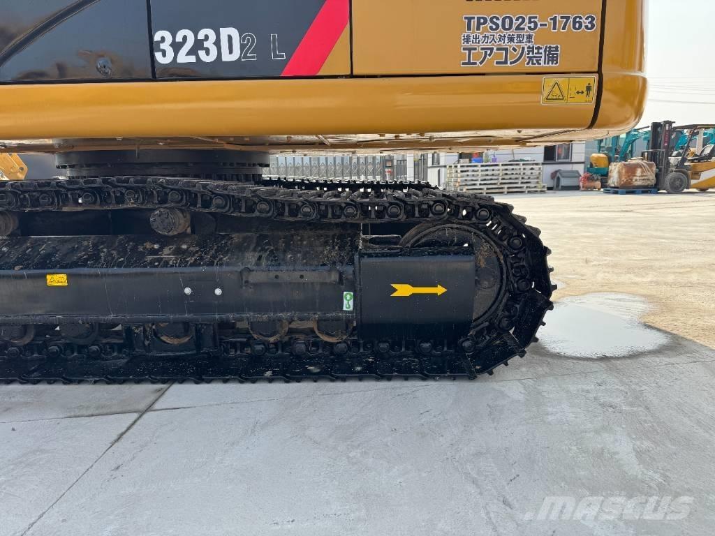 CAT 323D2L 履带挖掘机