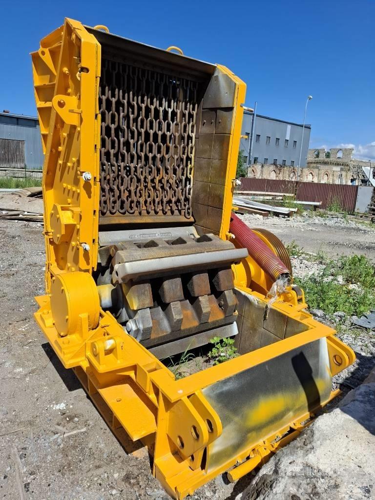 Terex Pegson 4242 SR 破碎机