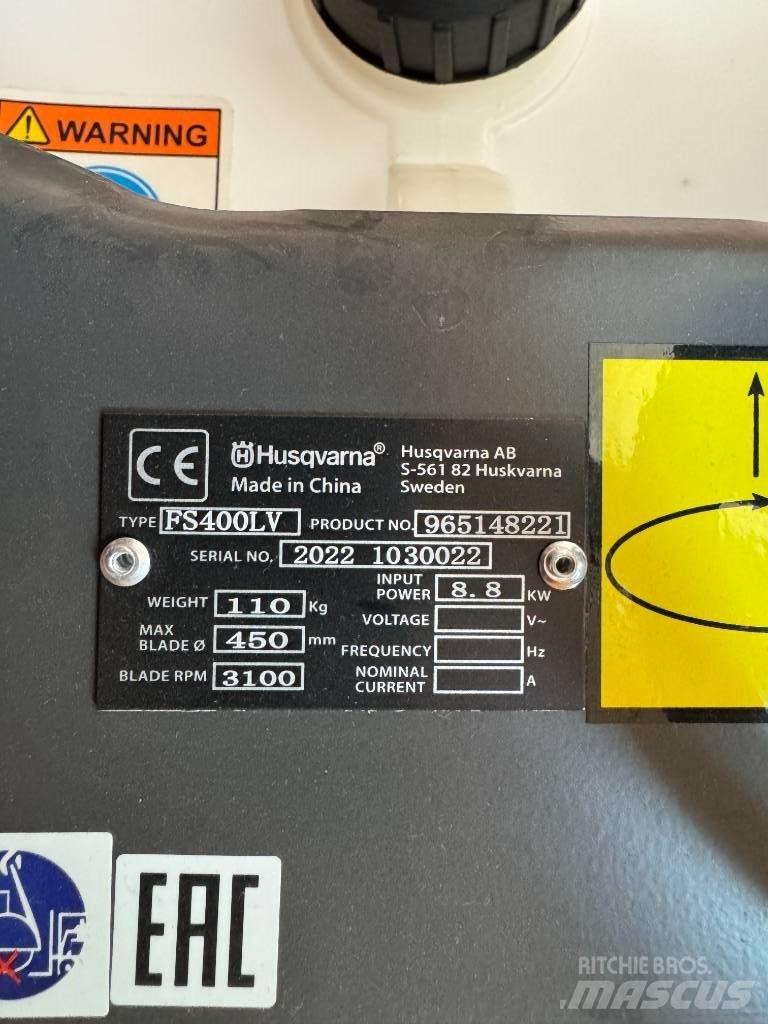 Husqvarna FS 400 沥青碎石同步封层车