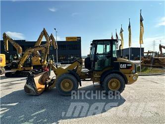 CAT 908M 轮式装载机