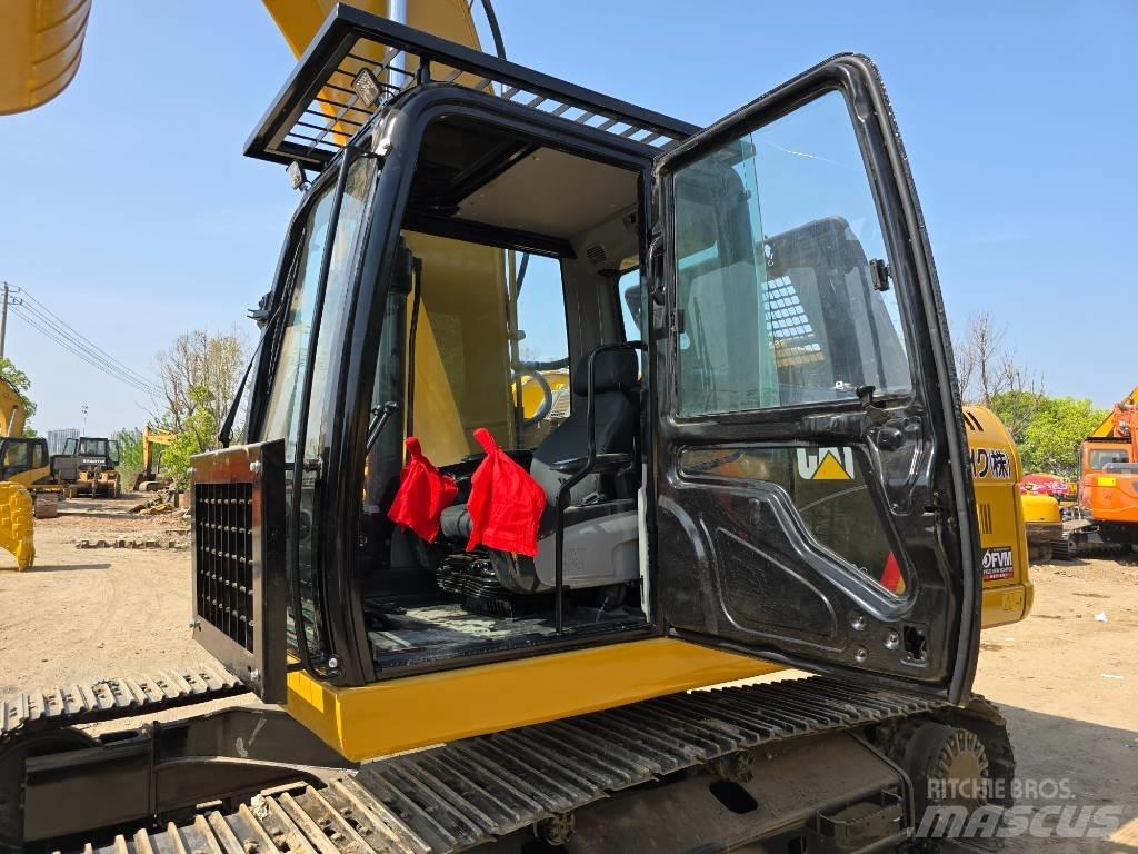 CAT 320 D 2 中型挖掘机
