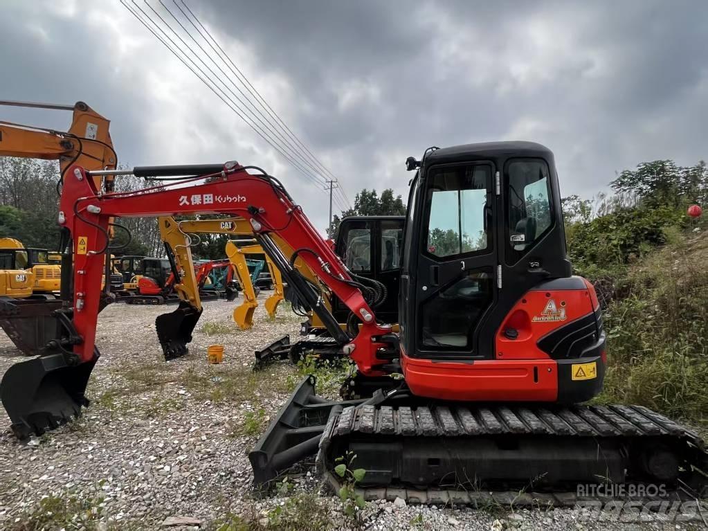 Kubota U 55 中型挖掘机