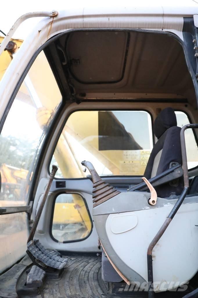 Sumitomo SH200-3 履带挖掘机