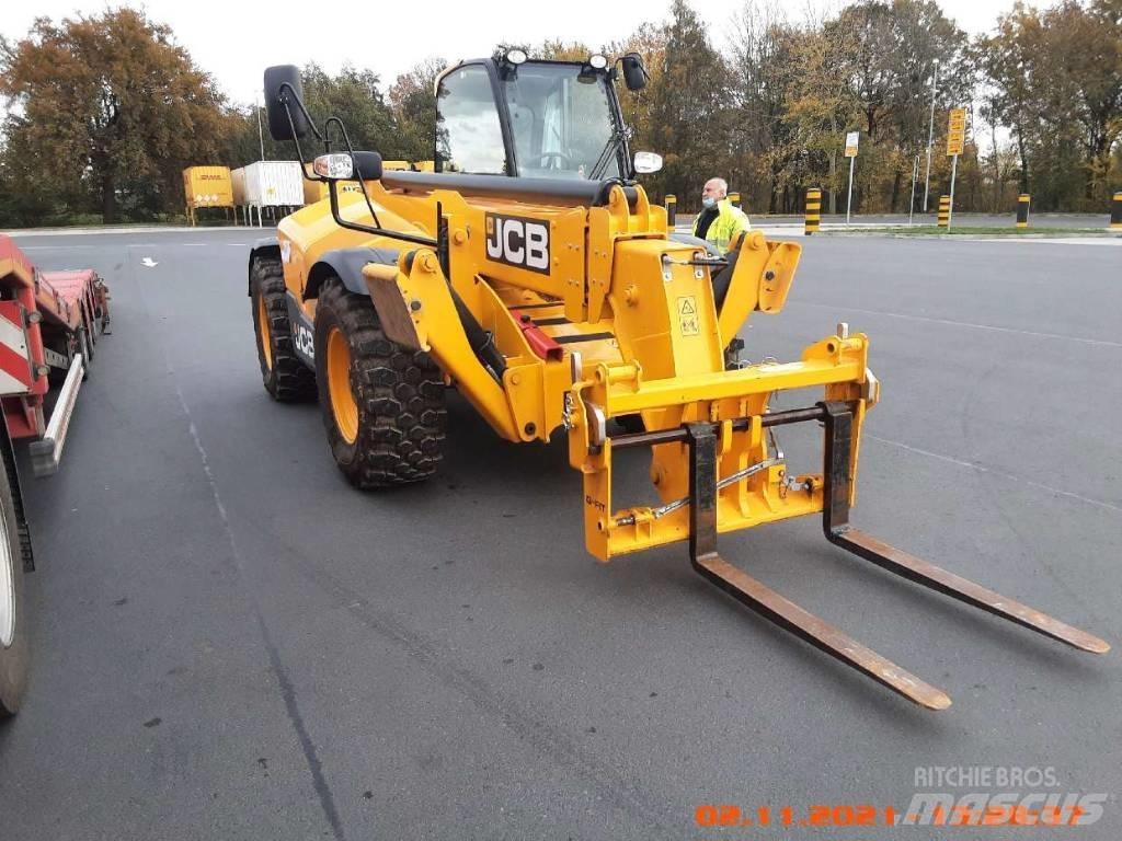 JCB 540-140 伸缩臂叉装车|叉装车
