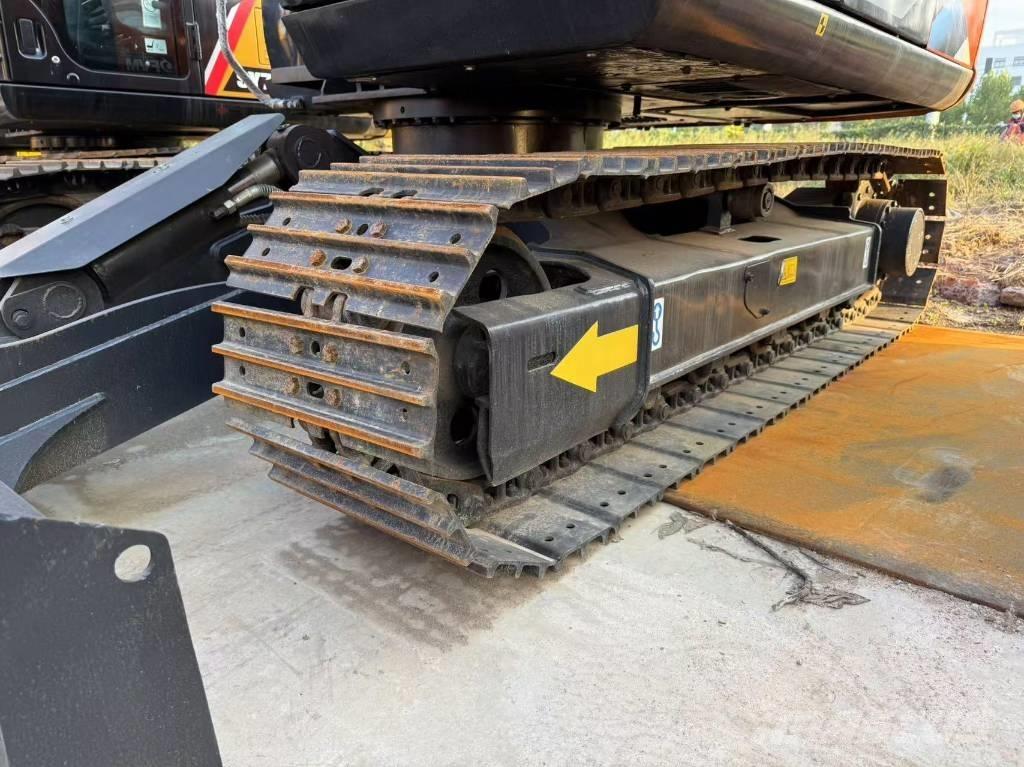 Hitachi 70 履带挖掘机