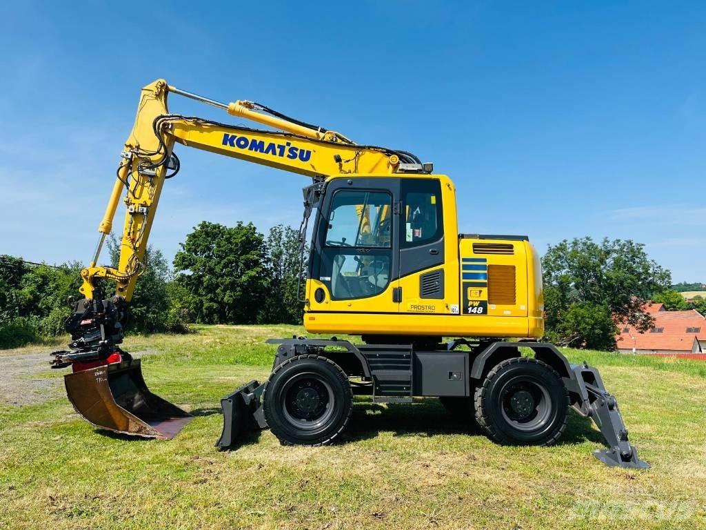Komatsu PW 148-10 轮式挖掘机