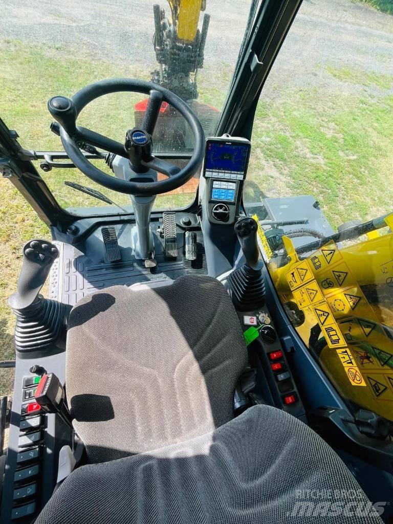 Komatsu PW 148-10 轮式挖掘机