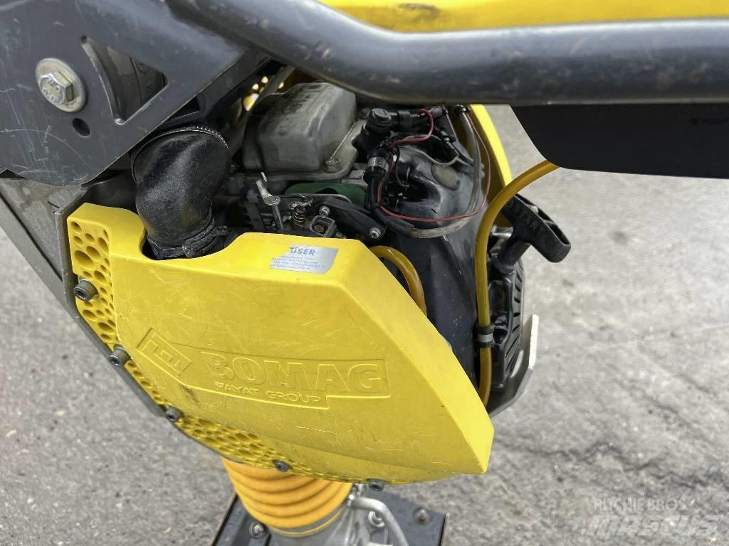 Bomag BT 60 *Stampfer* 匝道机