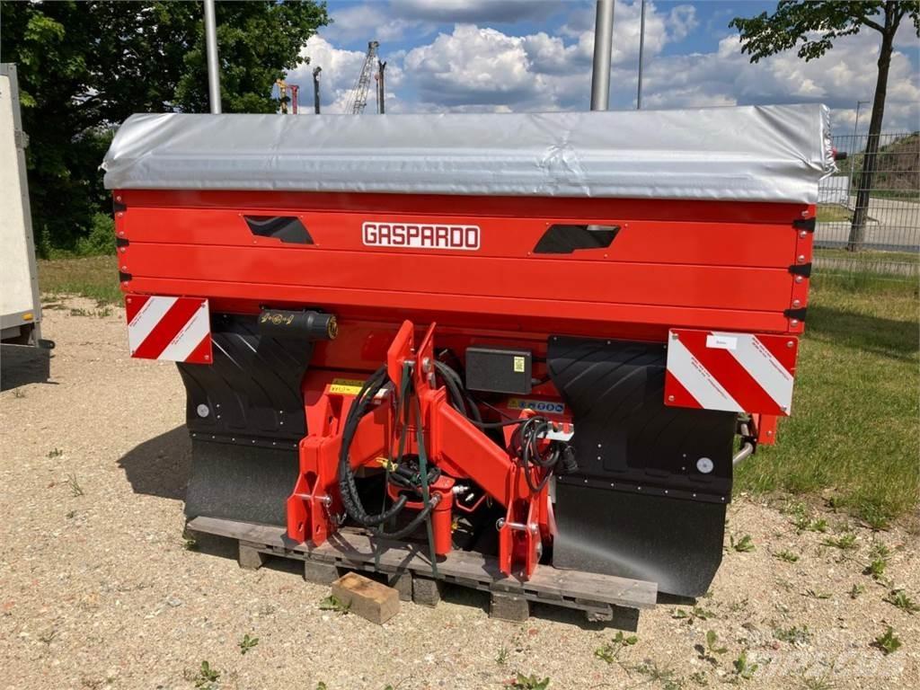 Maschio Primo EWH 矿物肥料撒播机