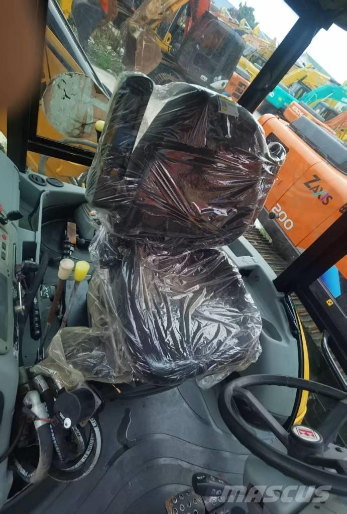 JCB 4 CX 反铲装载机