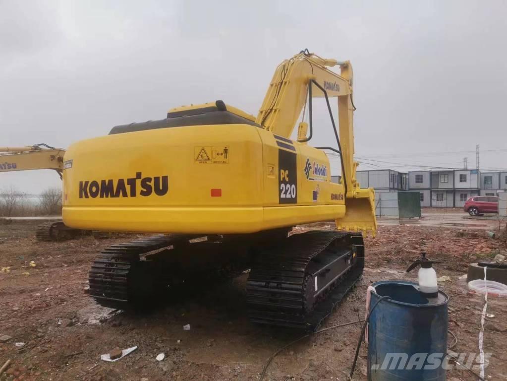Komatsu pc220-7 履带挖掘机
