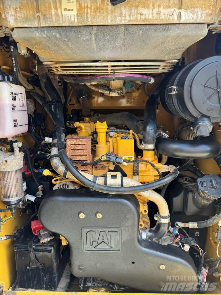 CAT 289 D 滑移装载机