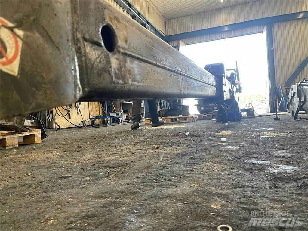 John Deere 1910G 货运起重机