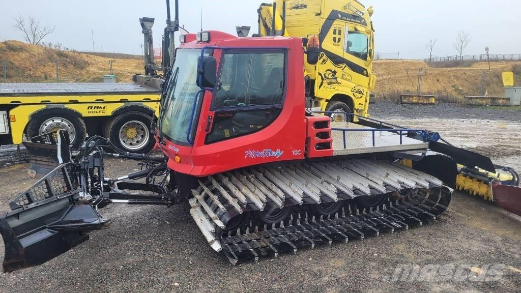  Pistenbully PB 100 铲雪车