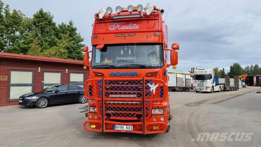 Scania R 560 牵引车