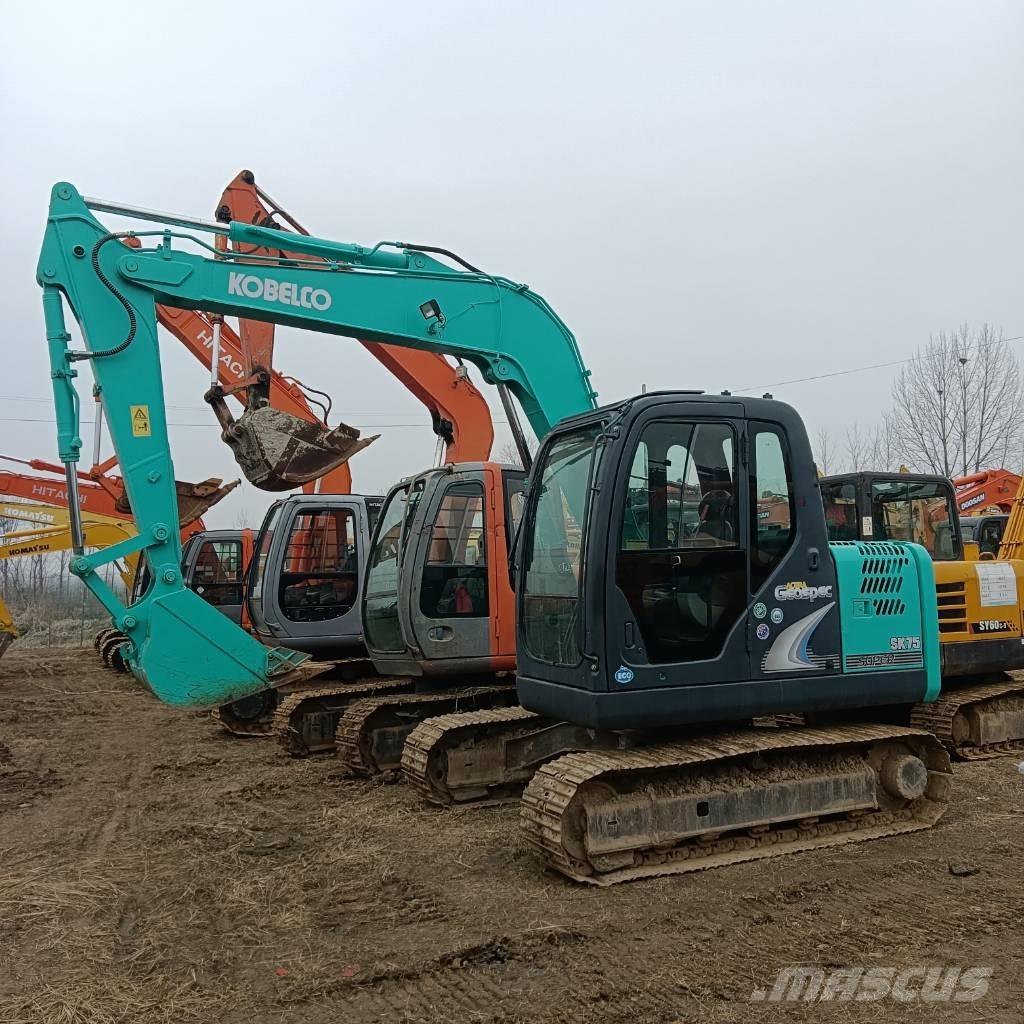 Kobelco SK75-8 中型挖掘机