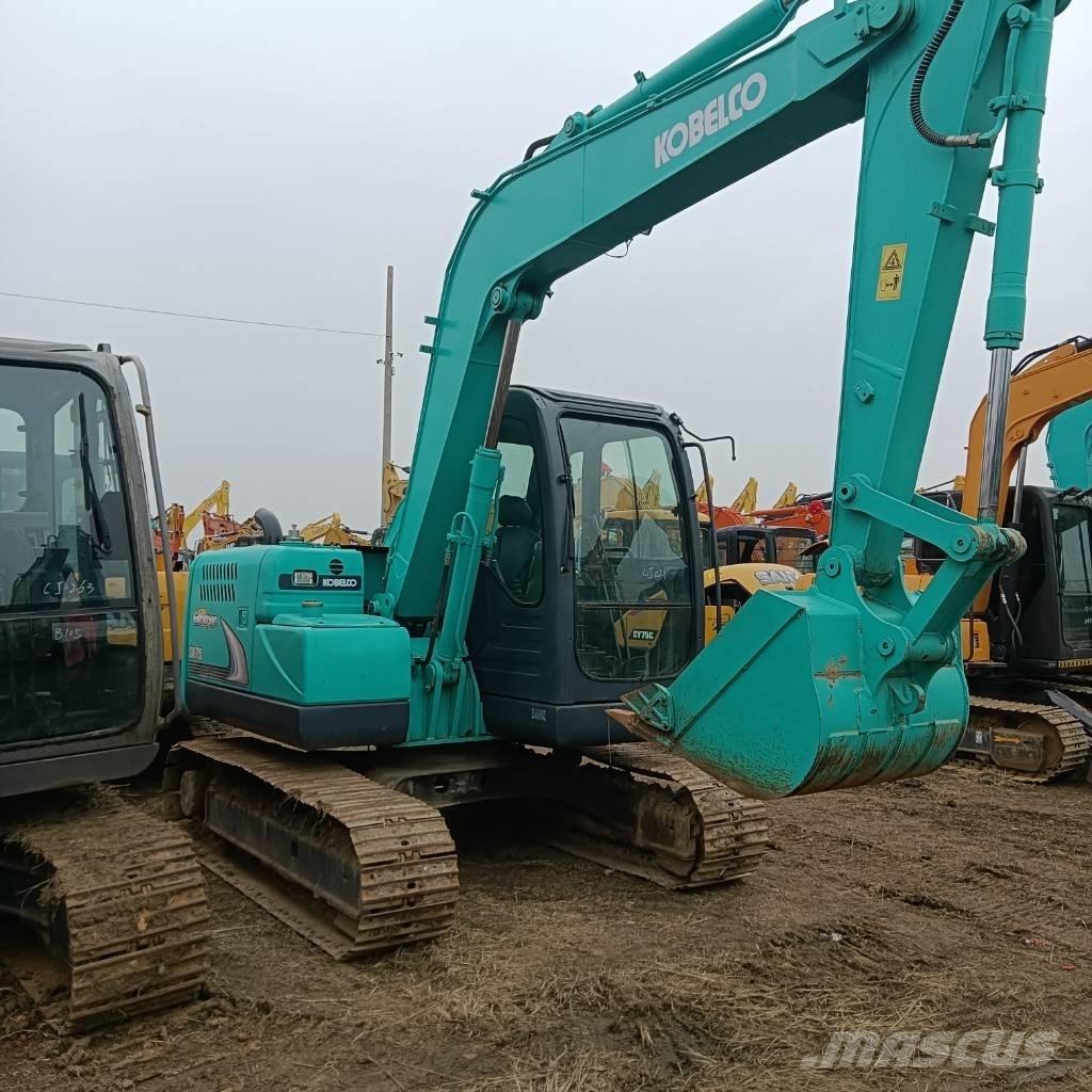 Kobelco SK75-8 中型挖掘机