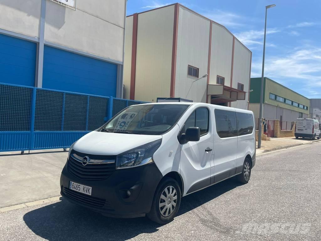Opel VIVARO 大型面包车