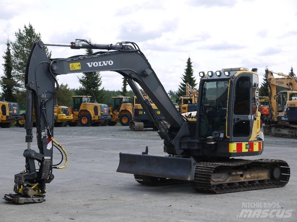 Volvo ECR 88 D 中型挖掘机