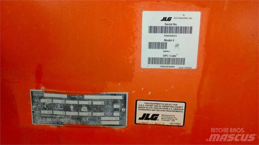 JLG 800AJ 曲臂高空工作平台