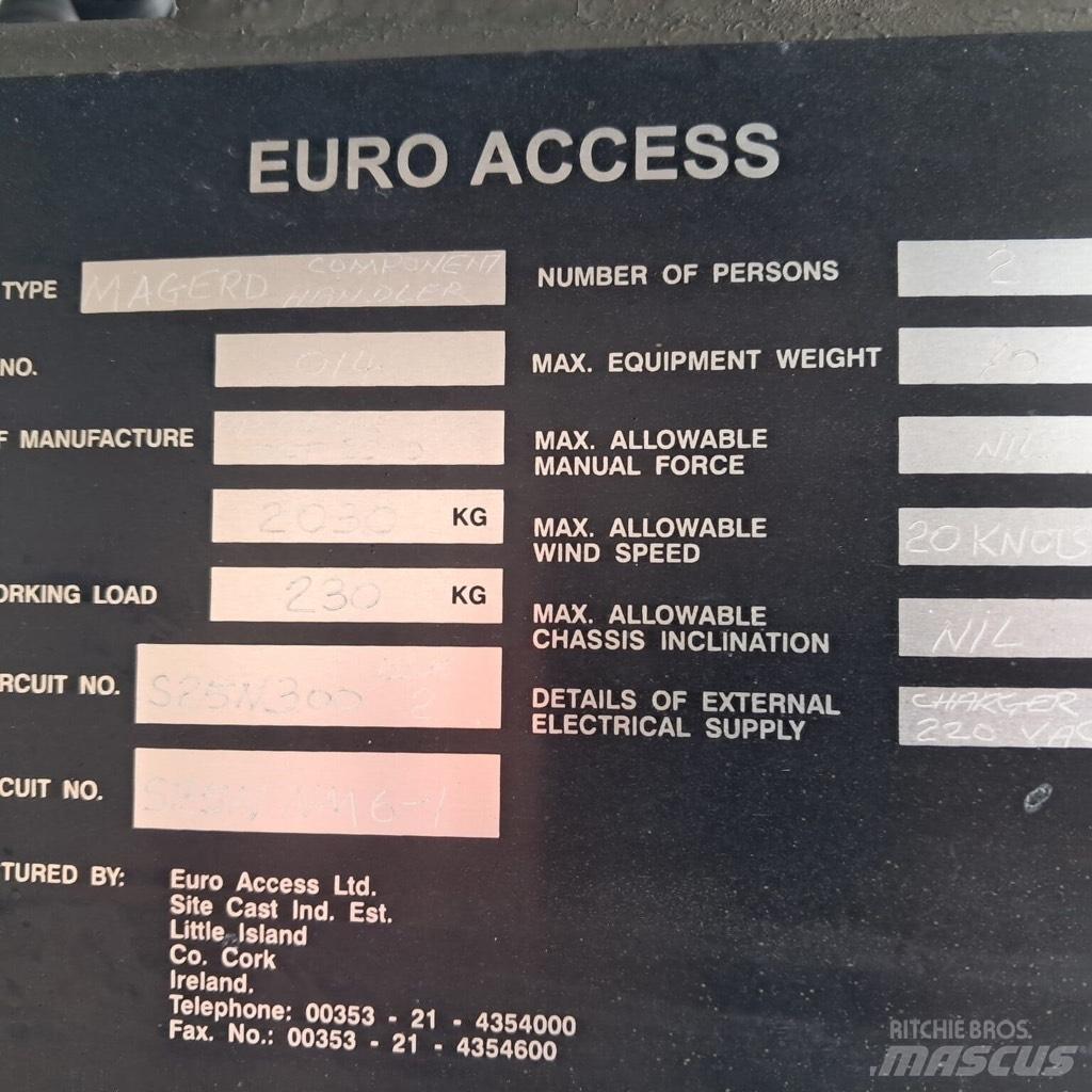Euro Access Magerd 拖拉移动式高空作业平台