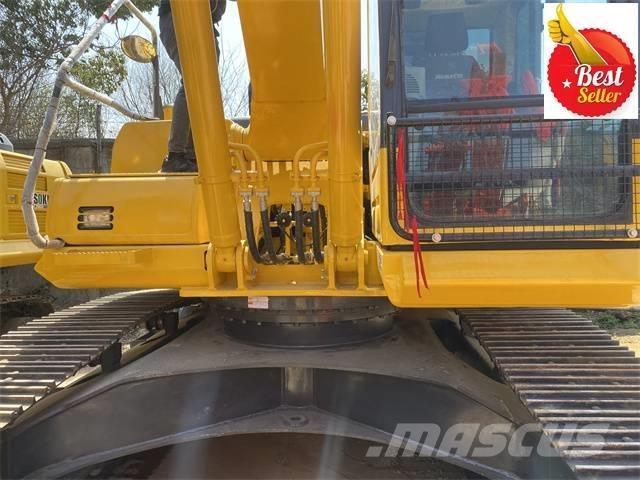 Komatsu PC 220-8 履带挖掘机
