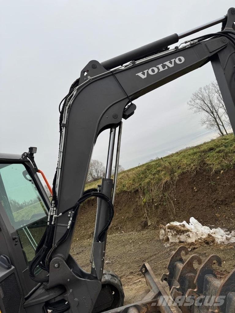 Volvo ECR58F 小型挖掘机