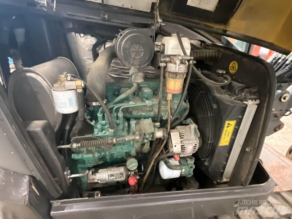 Volvo ECR 50 D 小型挖掘机
