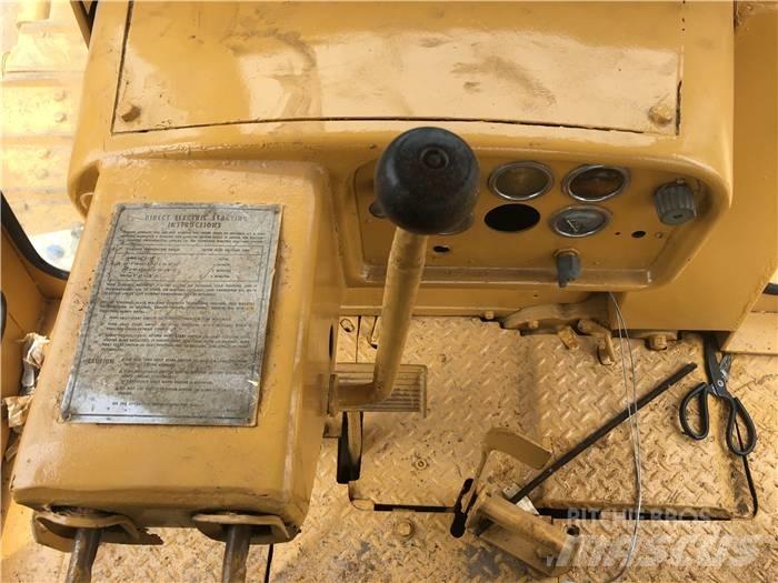 CAT D 8 K 履带式推土机